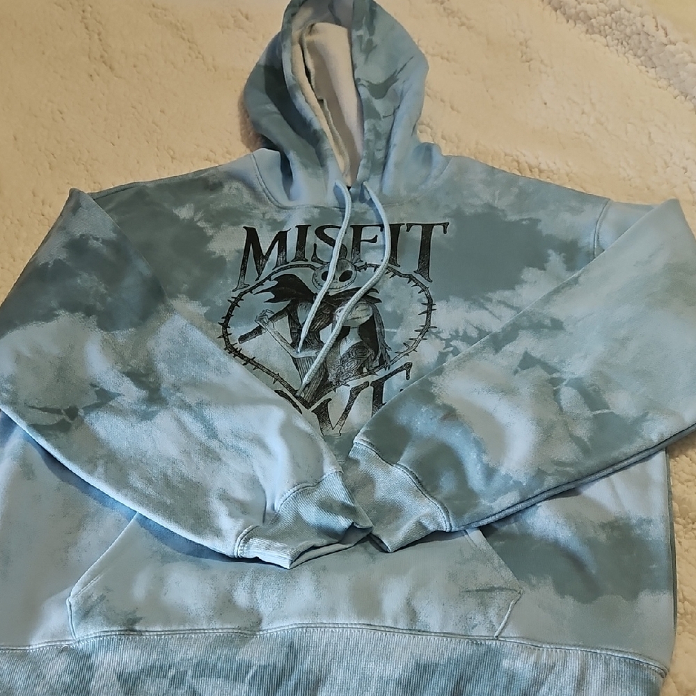 NWT DISNEY THE NIGHTMARE BEFORE CHRISTMAS HOODIE SWEATSHIRT